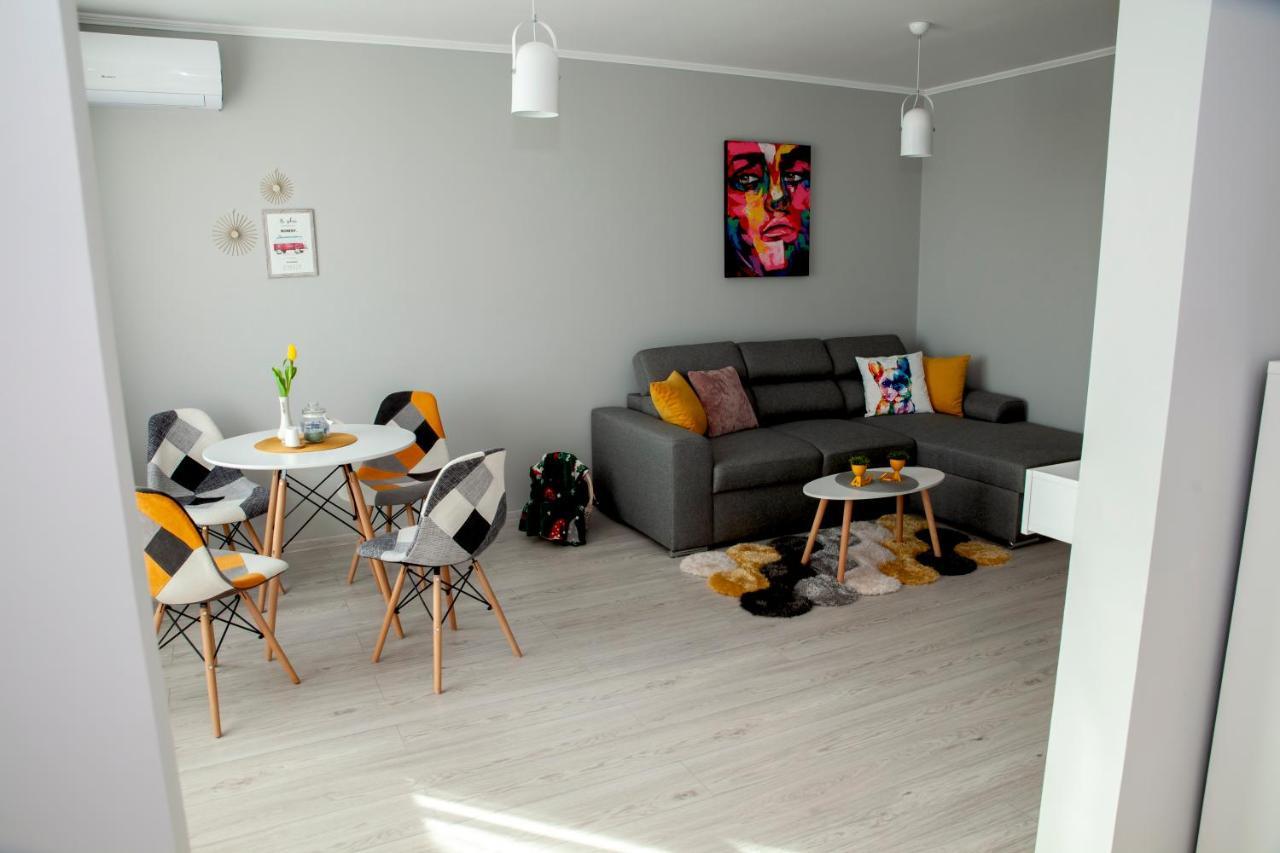 Stadium Apartments Veliko Tŭrnovo Eksteriør bilde