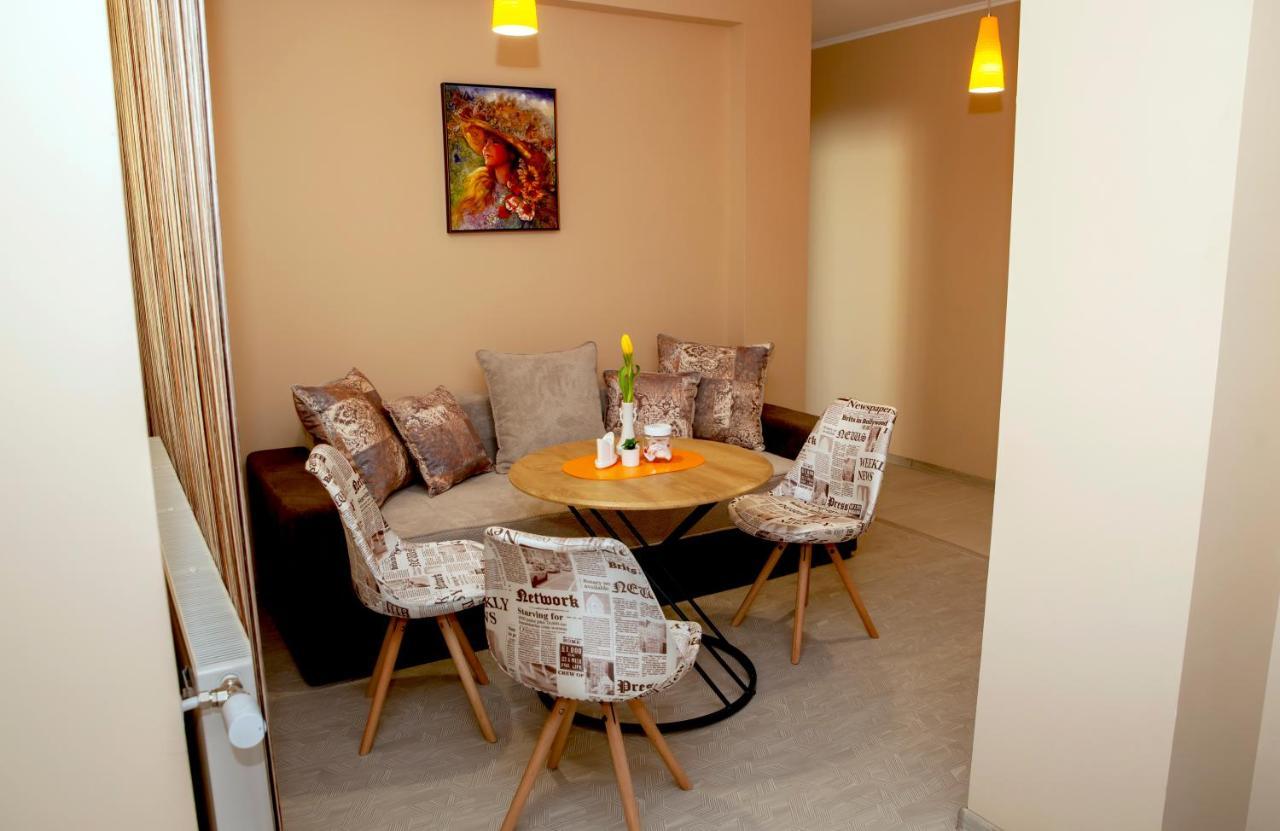 Stadium Apartments Veliko Tŭrnovo Eksteriør bilde
